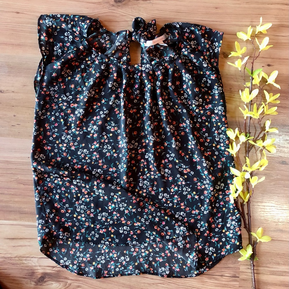 LOT of 5- LC Lauren Conrad shirts